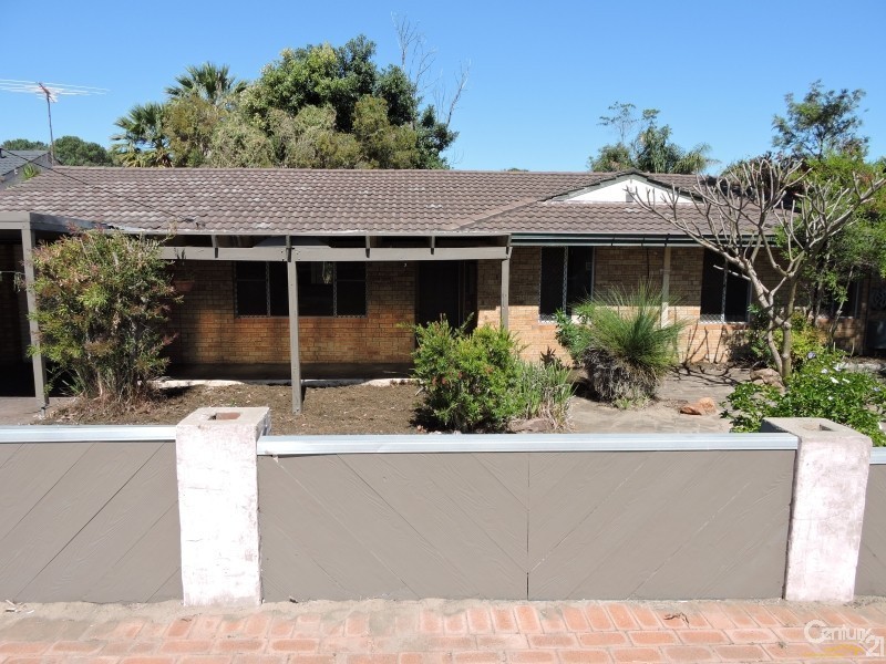 34 Dandaloo Cr, Wanneroo WA 6065