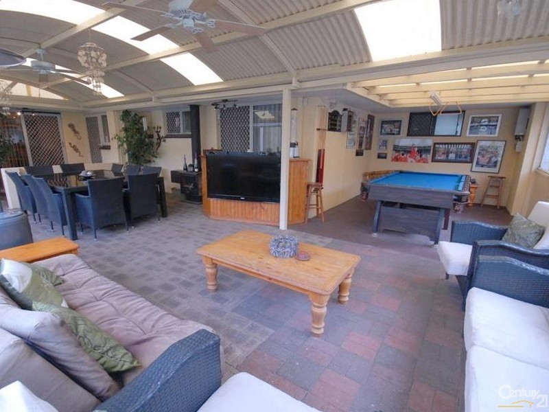 205 Erindale Road, Hamersley WA 6022