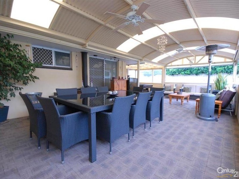 205 Erindale Road, Hamersley WA 6022