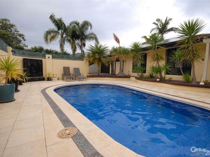 205 Erindale Road, Hamersley WA 6022