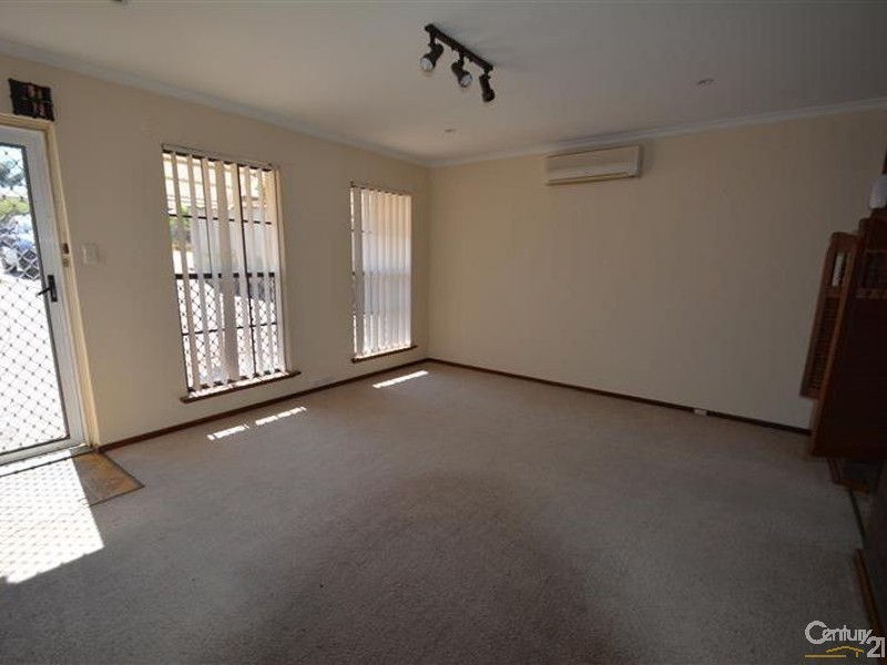 2 Colgrave Way, Duncraig WA 6023