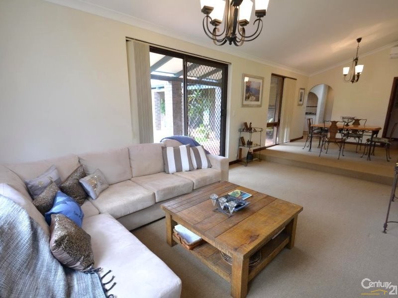 28 Penistone Street, Greenwood WA 6024