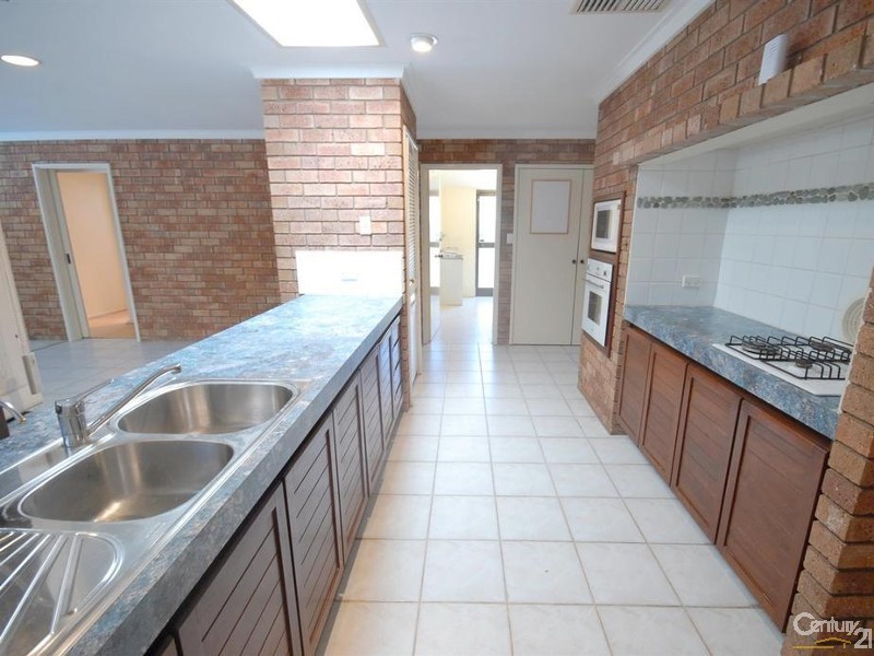 29 Wandearah Way, Kingsley WA 6026