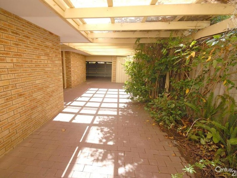 29 Wandearah Way, Kingsley WA 6026