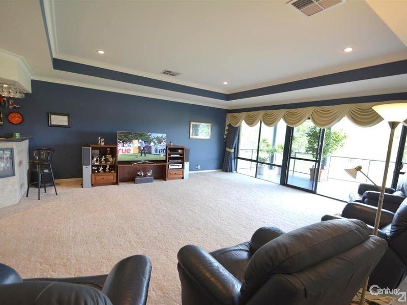 21 The Fairways, Gnangara WA 6077