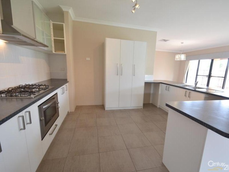 5 Pictum Way, Halls Head WA 6210