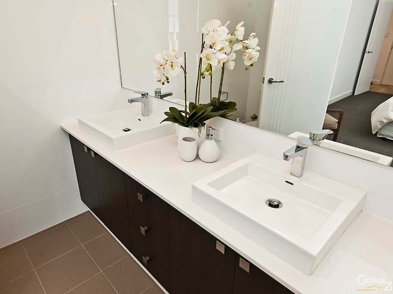 12 Barr Street, Dianella WA 6059