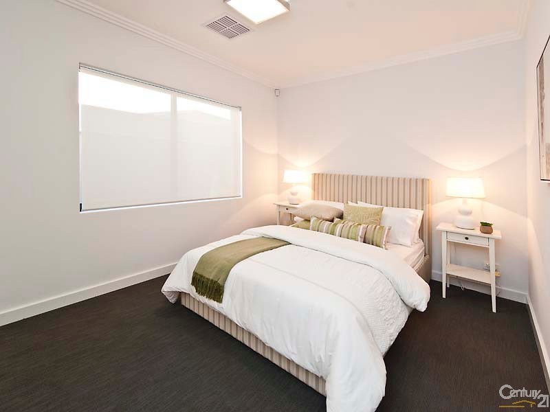 12 Barr Street, Dianella WA 6059