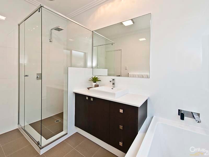 12 Barr Street, Dianella WA 6059