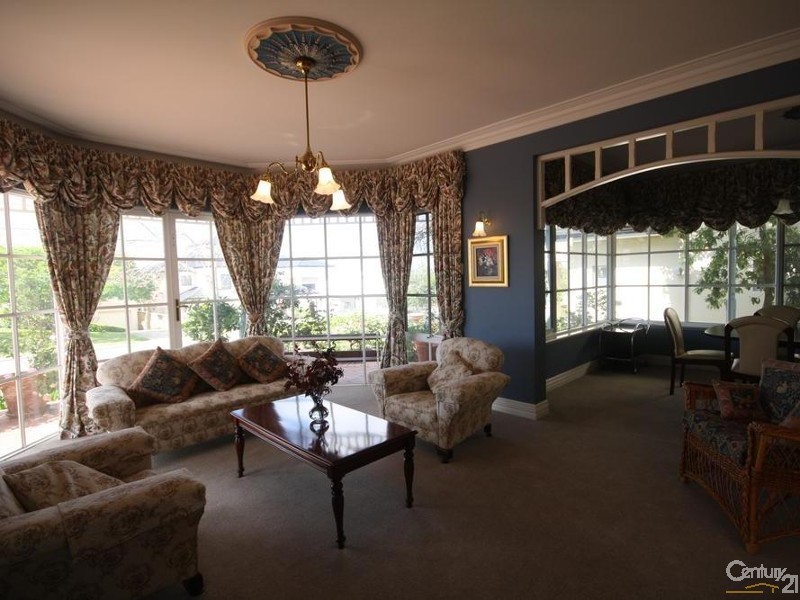 11 Balwarra Avenue, Dianella WA 6059