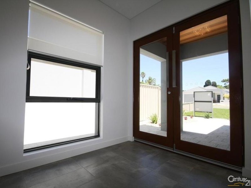 12A Barr Street, Dianella WA 6059