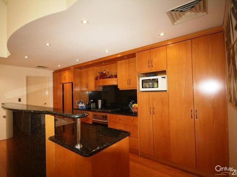 25 Peninsula Road, Maylands WA 6051