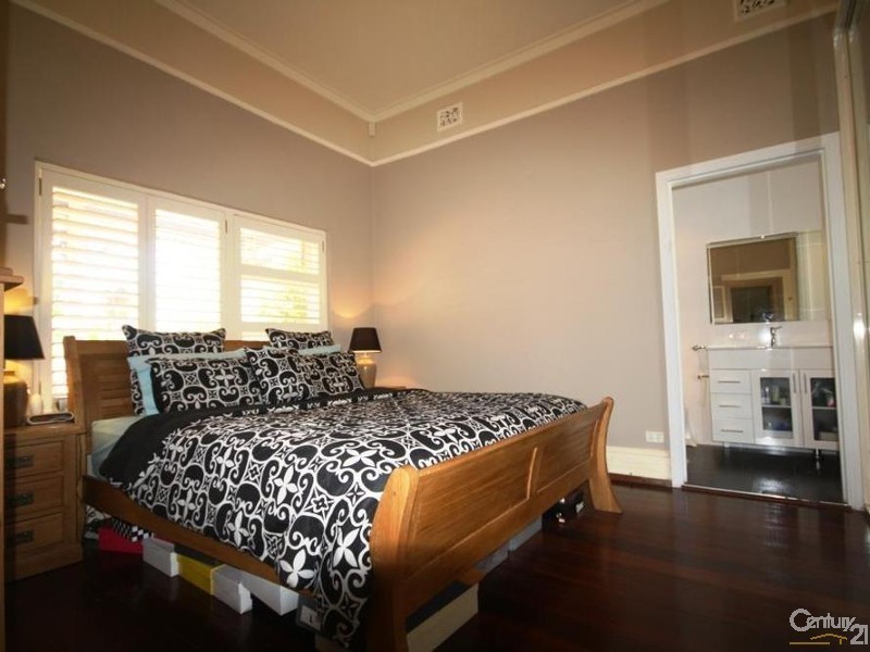 119  Zebina Street, East Perth WA 6004