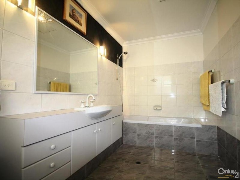 1/2 Johnson Road, Maylands WA 6051