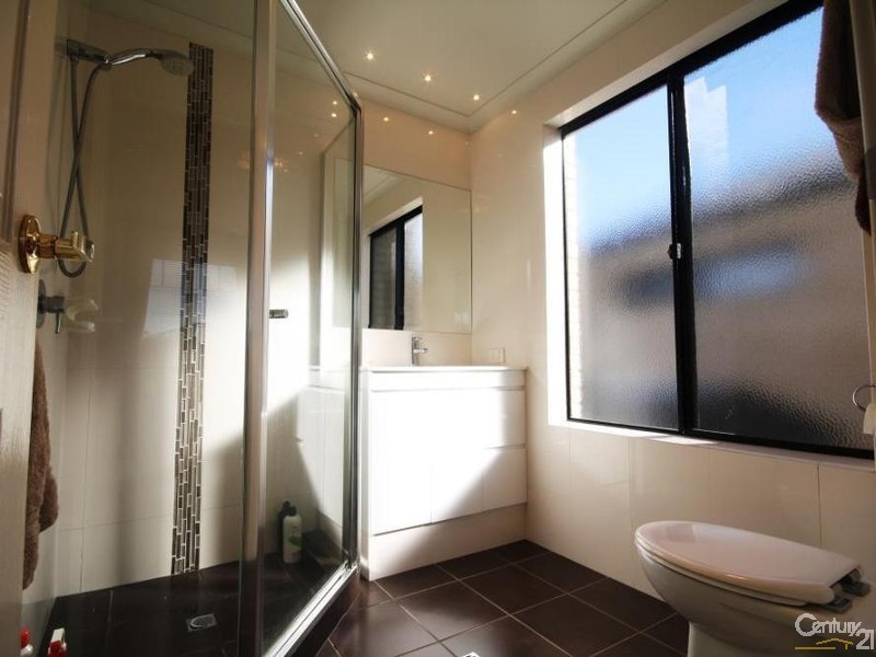 25 Macaulay Crescent, Inglewood WA 6052