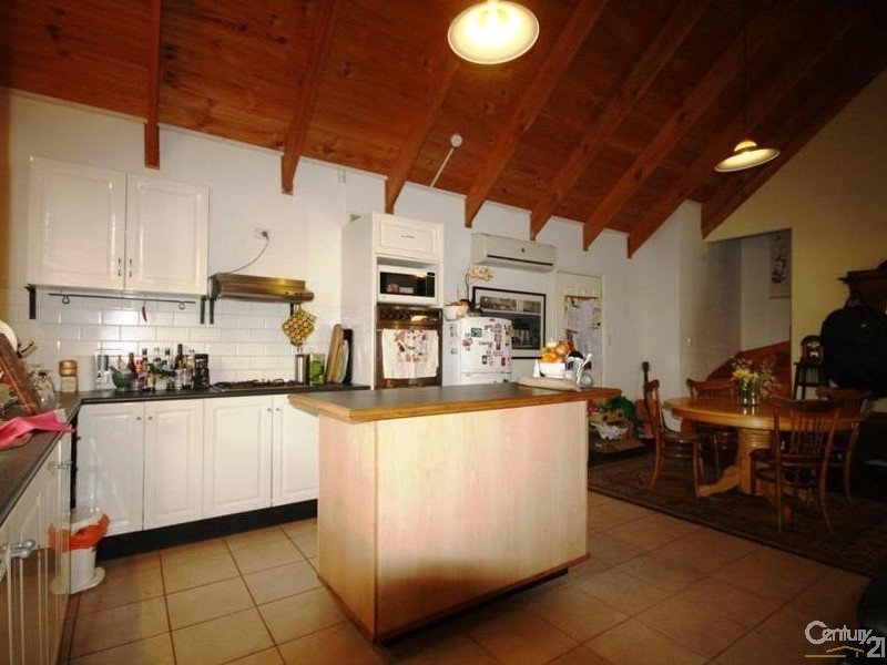 4 Alma Street, Maylands WA 6051