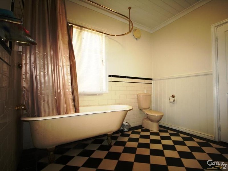 4 Alma Street, Maylands WA 6051