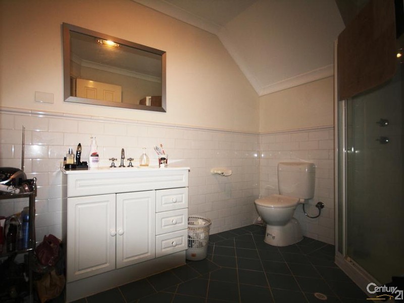 4 Alma Street, Maylands WA 6051