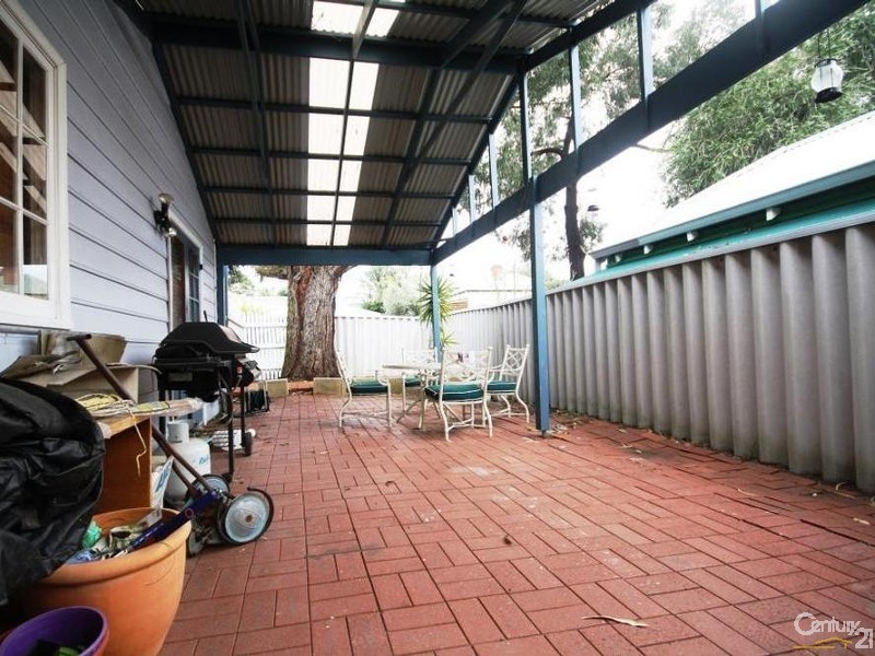 4 Alma Street, Maylands WA 6051