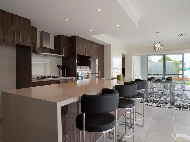 5 Fortis Pass, Wandi WA 6167