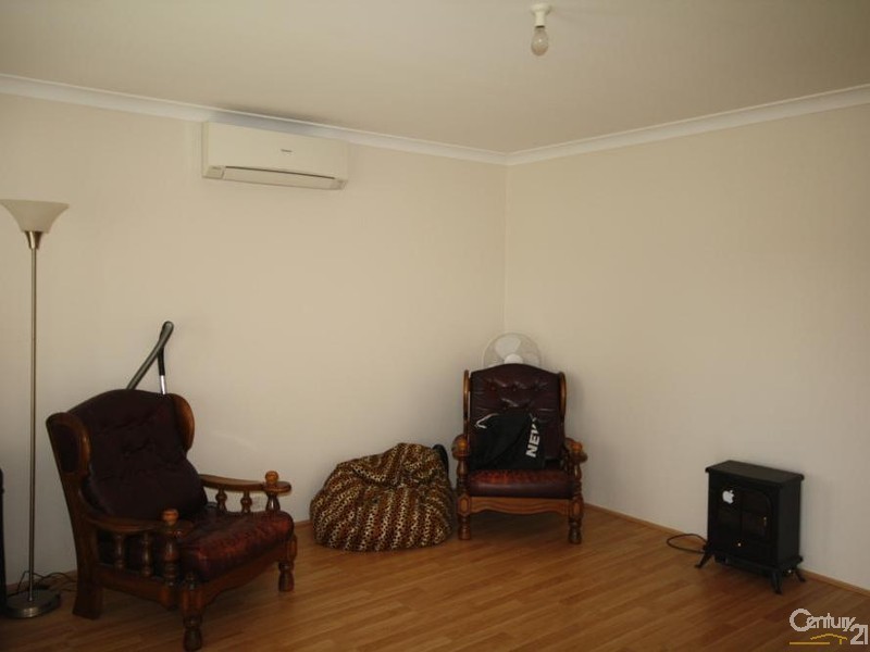 6 Tozer Loop, Atwell WA 6164
