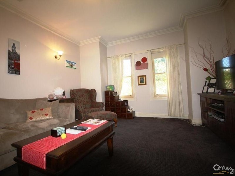 2/15 Fauntleroy Street, Guildford WA 6055