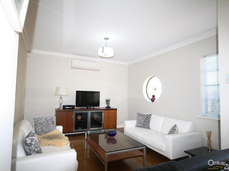 1/92 Tenth Avenue, Inglewood WA 6052