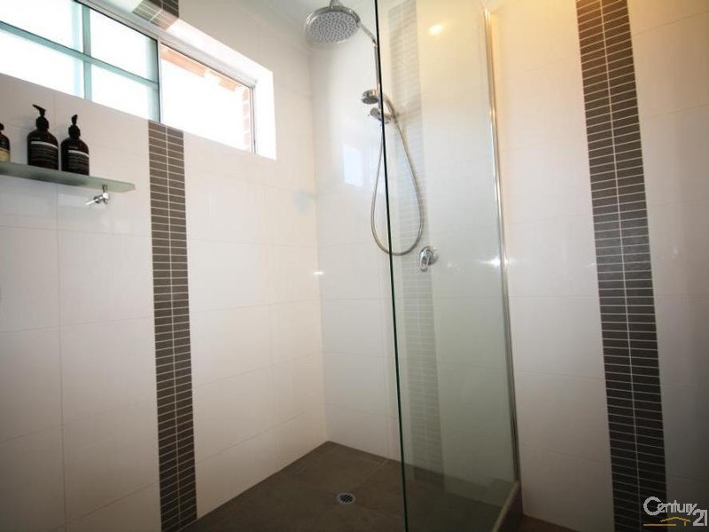 1/92 Tenth Avenue, Inglewood WA 6052