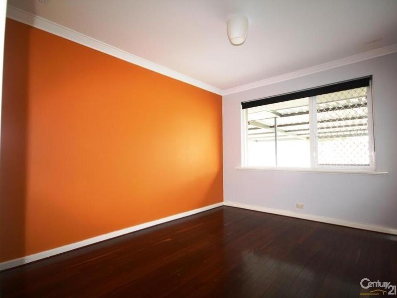 104 Valentine Avenue, Dianella WA 6059