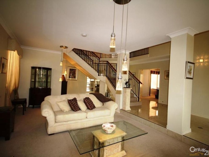 27 Macaulay Crescent, Inglewood WA 6052