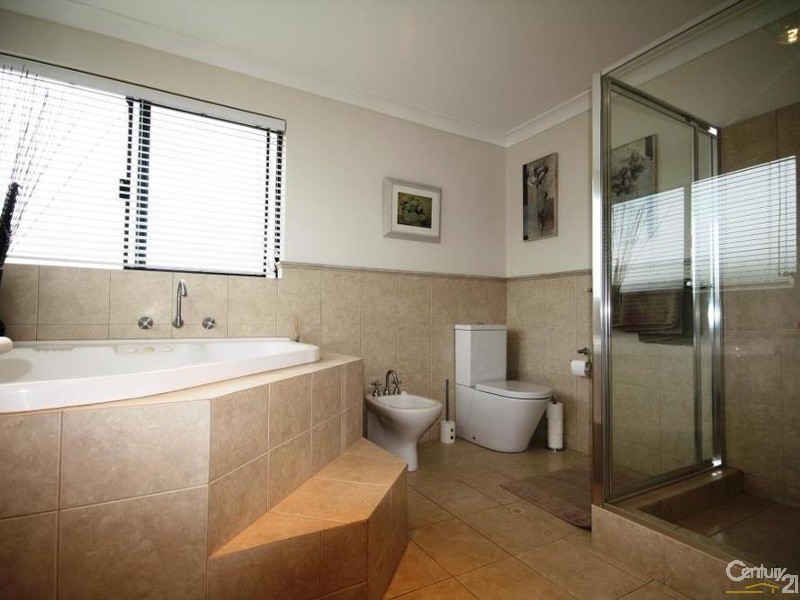 27 Macaulay Crescent, Inglewood WA 6052