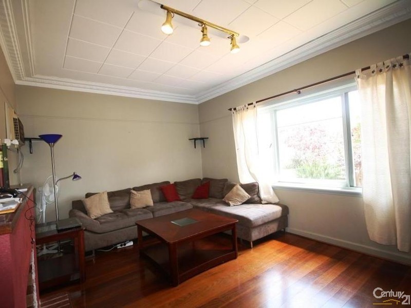 68 Banksia Terrace, Kensington WA 6151