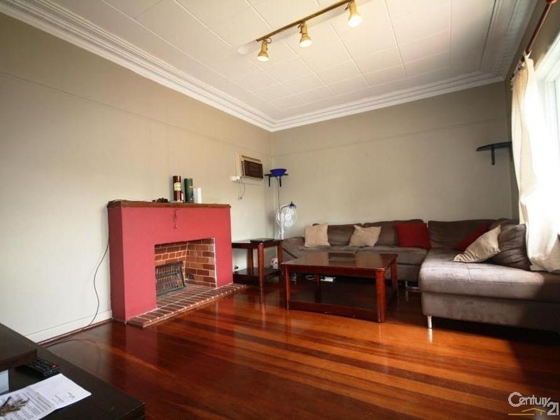 68 Banksia Terrace, Kensington WA 6151