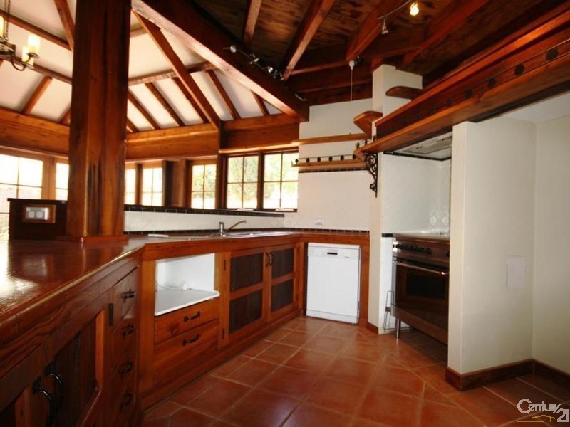 22 Macaulay Crescent, Inglewood WA 6052