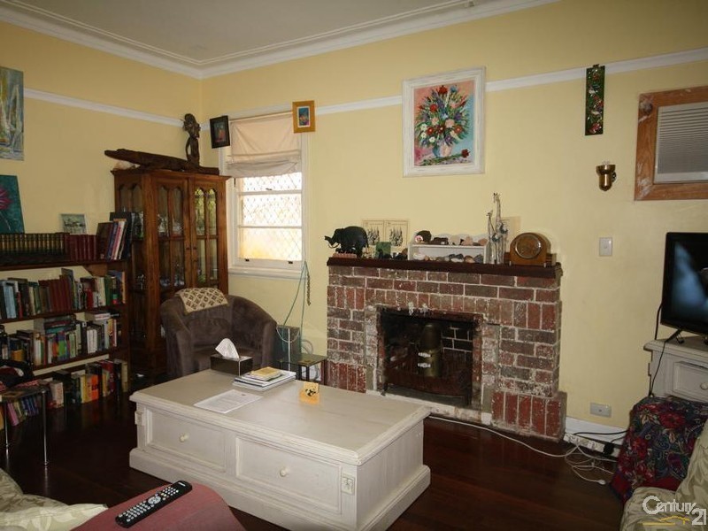 29 Alfred Rd, Mount Claremont WA 6010