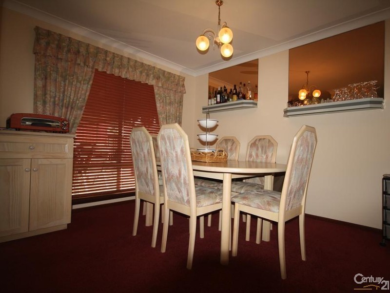 45 Pioneer Drive, Thornlie WA 6108