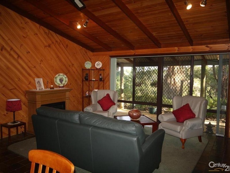 26 Kurrajong Street, Roleystone WA 6111