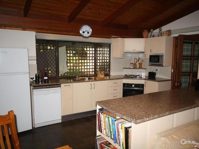 26 Kurrajong Street, Roleystone WA 6111