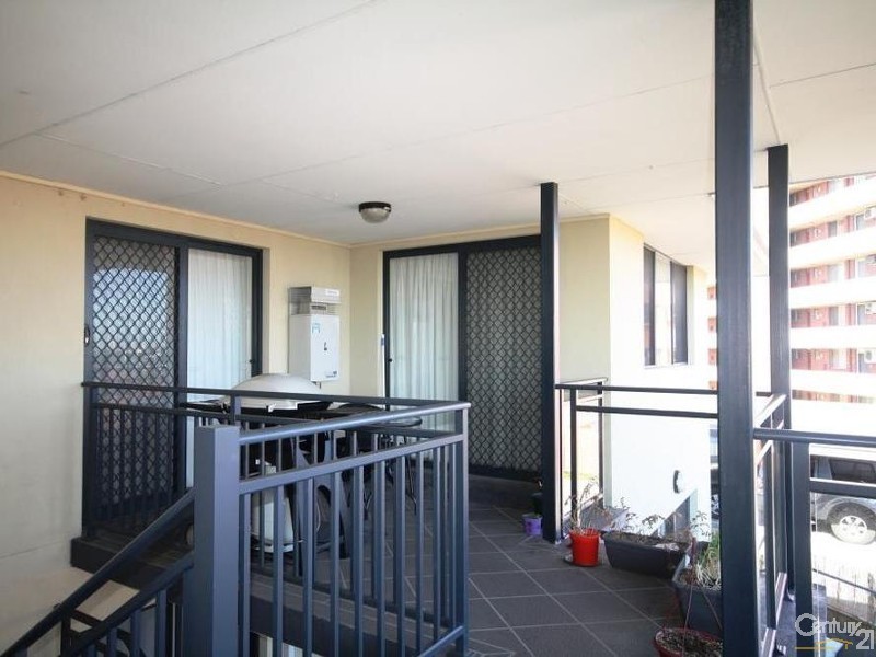 8/29 Egham Road, Lathlain WA 6100