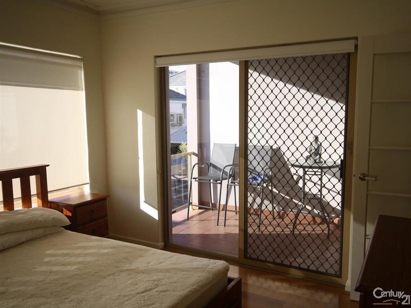 8/44 Mill Point Road, South Perth WA 6151