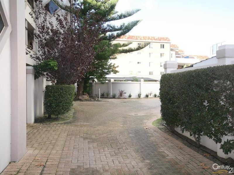 8/44 Mill Point Road, South Perth WA 6151