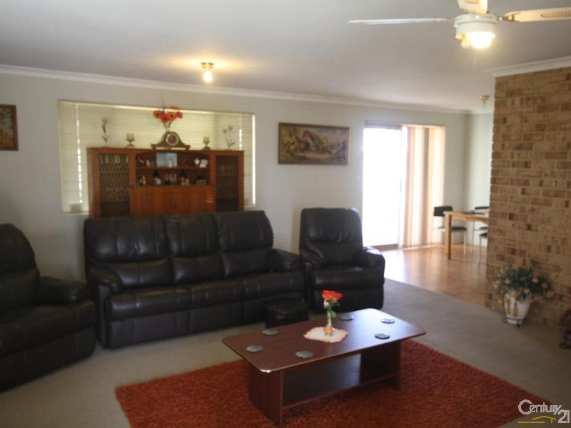 19b Nullagine Way, Gosnells WA 6110