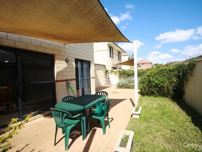 4/26 – 28 Kimberley Street, Belmont WA 6104