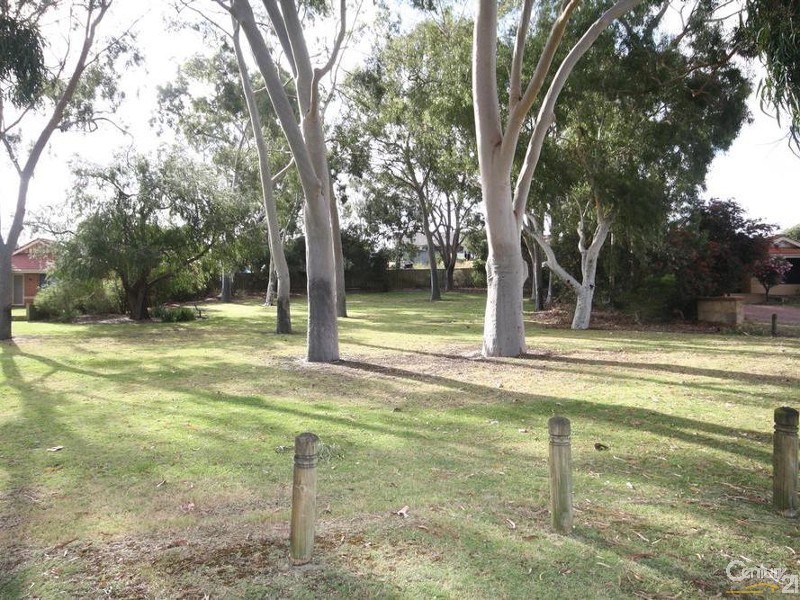 5 Eton Court, Bentley WA 6102