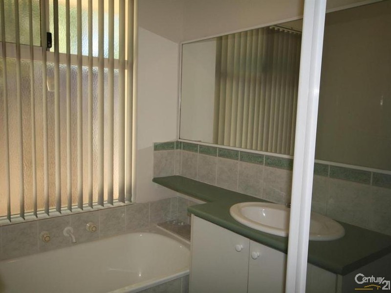 5 Eton Court, Bentley WA 6102