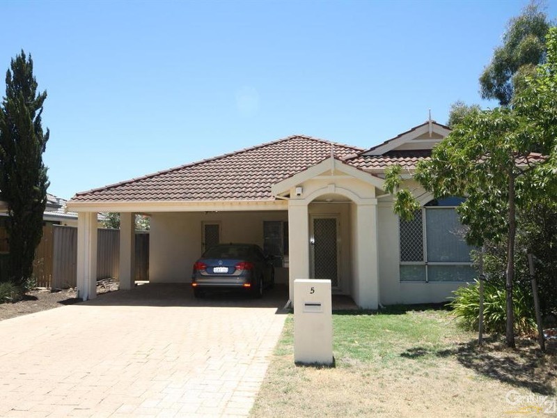 5 Eton Court, Bentley WA 6102