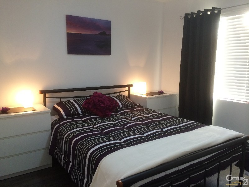 2/44 McMaster St, Victoria Park WA 6100