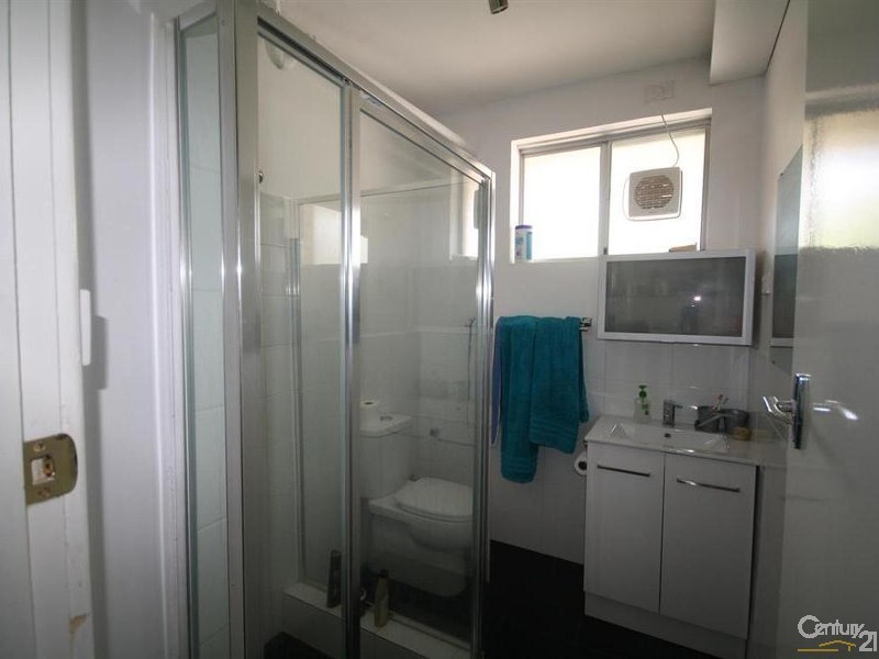 2/44 McMaster St, Victoria Park WA 6100