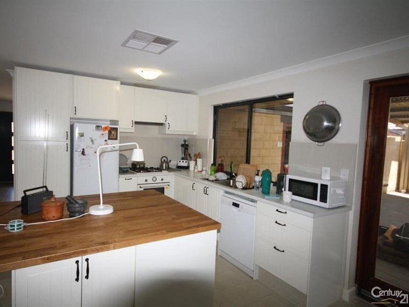 81  Johnson Rd, Bertram WA 6167