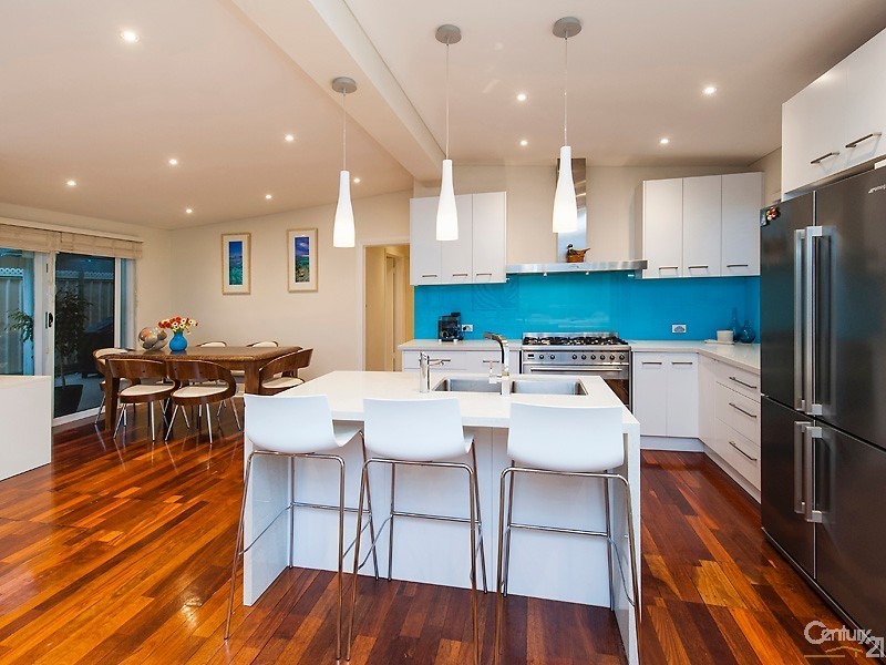 116  Arnott Street, Trigg WA 6029